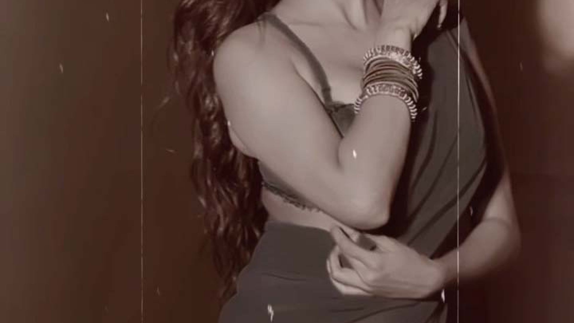 Late Night Nude Live – Poonam Pandey